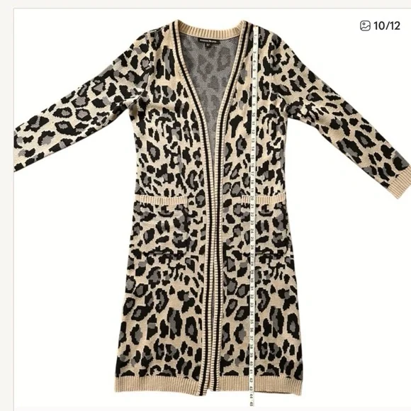 • Boston Proper Animal Print Cardigan • - Picture 2 of 8